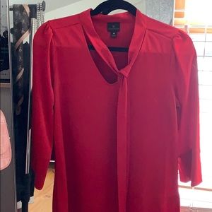 3/4 length sleeve red tie blouse